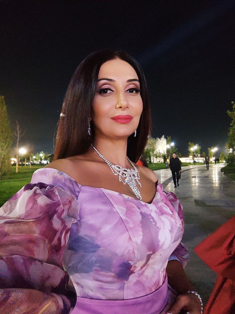 Солистка Азербайджанского академического музыкального театра выступила в Узбекистане (ФОТО)