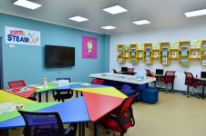 Президент Ильхам Алиев принял участие в открытии нового здания полной средней школы номер 11 города Хырдалан (ФОТО/ВИДЕО)