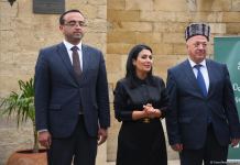 В старинной части Баку - Ичери шехер стартовал турнир по нардам среди ветеранов (ФОТО)