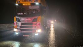 Дорога Агдам-Ханкенди открыта: Грузовик из России отправился в Карабах (ФОТО/ВИДЕО)