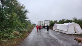 Дорога Агдам-Ханкенди открыта: Грузовик из России отправился в Карабах (ФОТО/ВИДЕО)