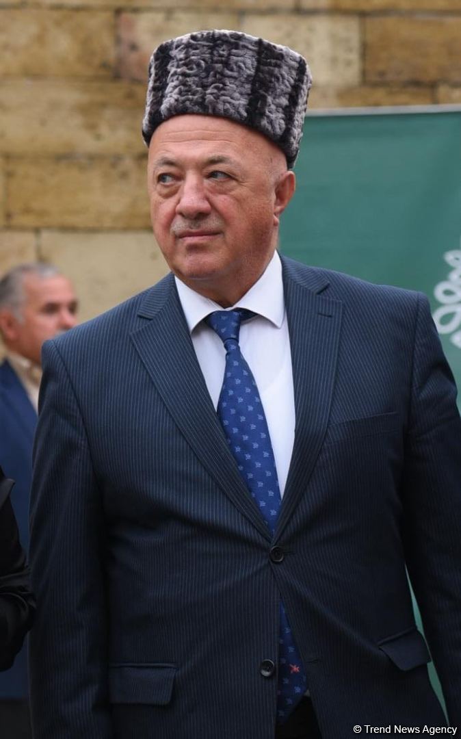 В старинной части Баку - Ичери шехер стартовал турнир по нардам среди ветеранов (ФОТО)