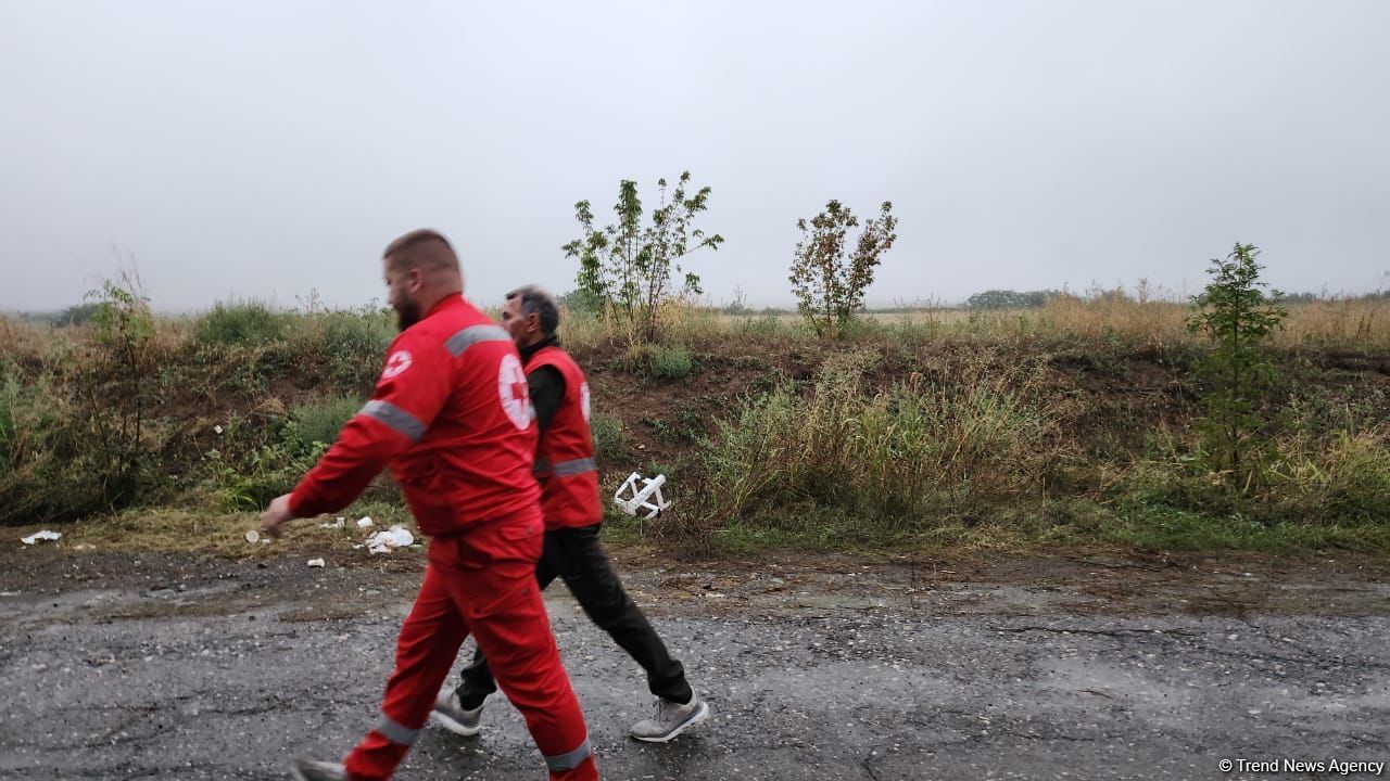 Дорога Агдам-Ханкенди открыта: Грузовик из России отправился в Карабах (ФОТО/ВИДЕО)