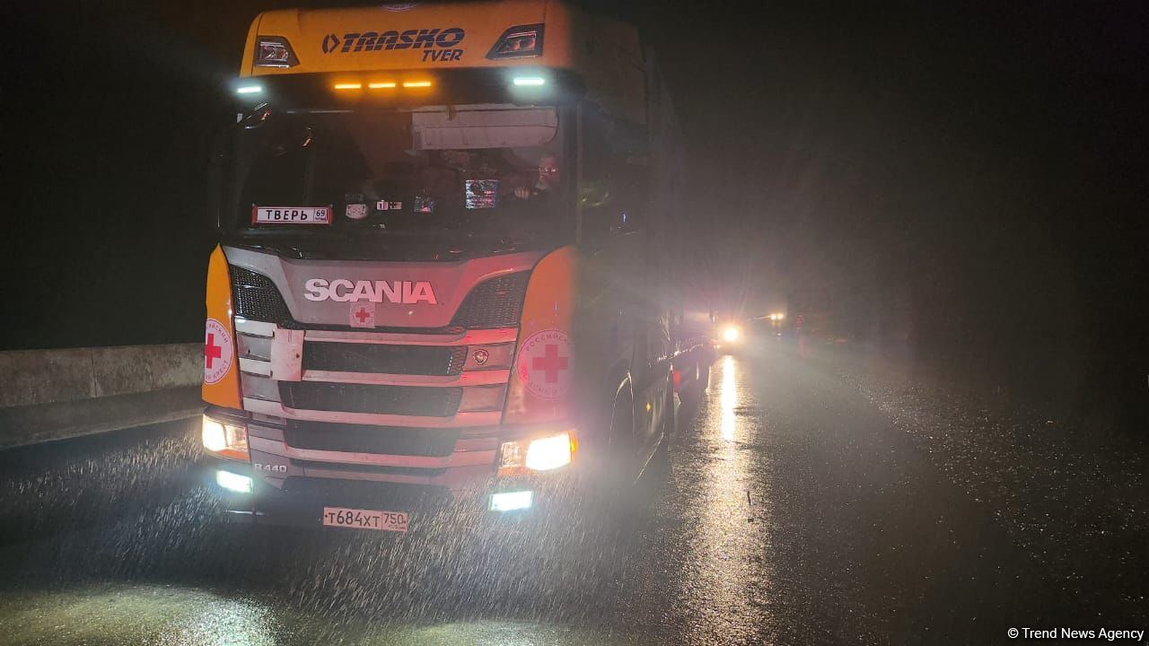 Дорога Агдам-Ханкенди открыта: Грузовик из России отправился в Карабах (ФОТО/ВИДЕО)