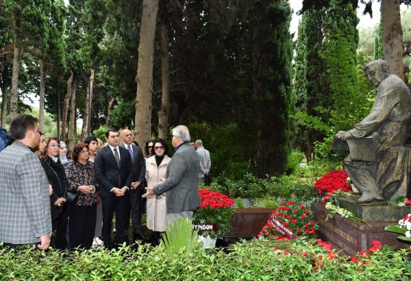 В Баку почтена память выдающегося композитора Арифа Меликова (ФОТО)