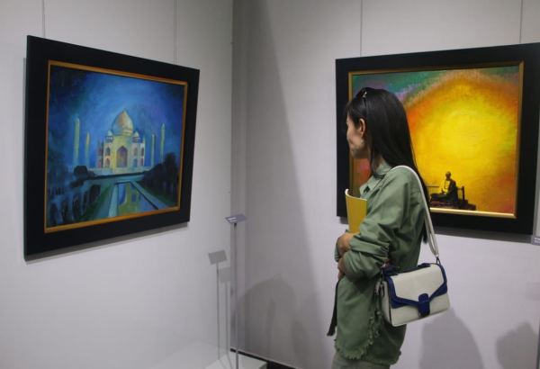 Персональная выставка Чингиза Фарзалиева в Узбекистане: впечатляющие пейзажи и натюрморты (ФОТО)