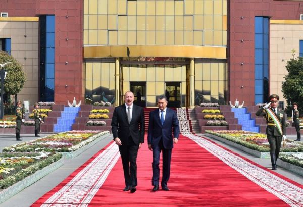 Завершился визит Президента Ильхама Алиева в Таджикистан (ФОТО/ВИДЕО)