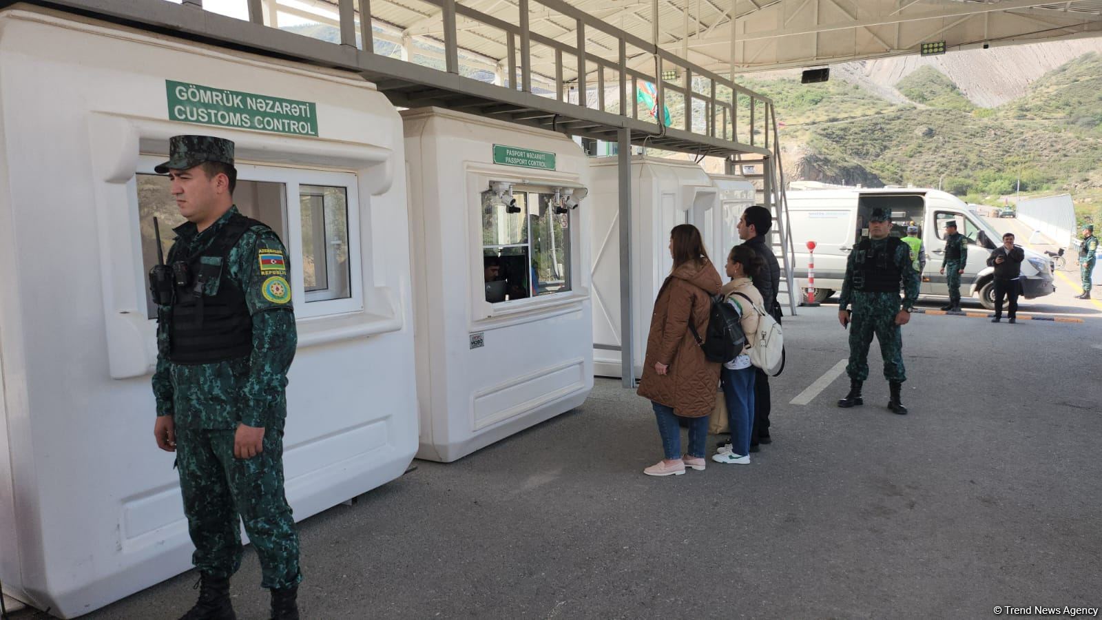 Еще 79 человек армянского происхождения покинули Карабах (ФОТО)