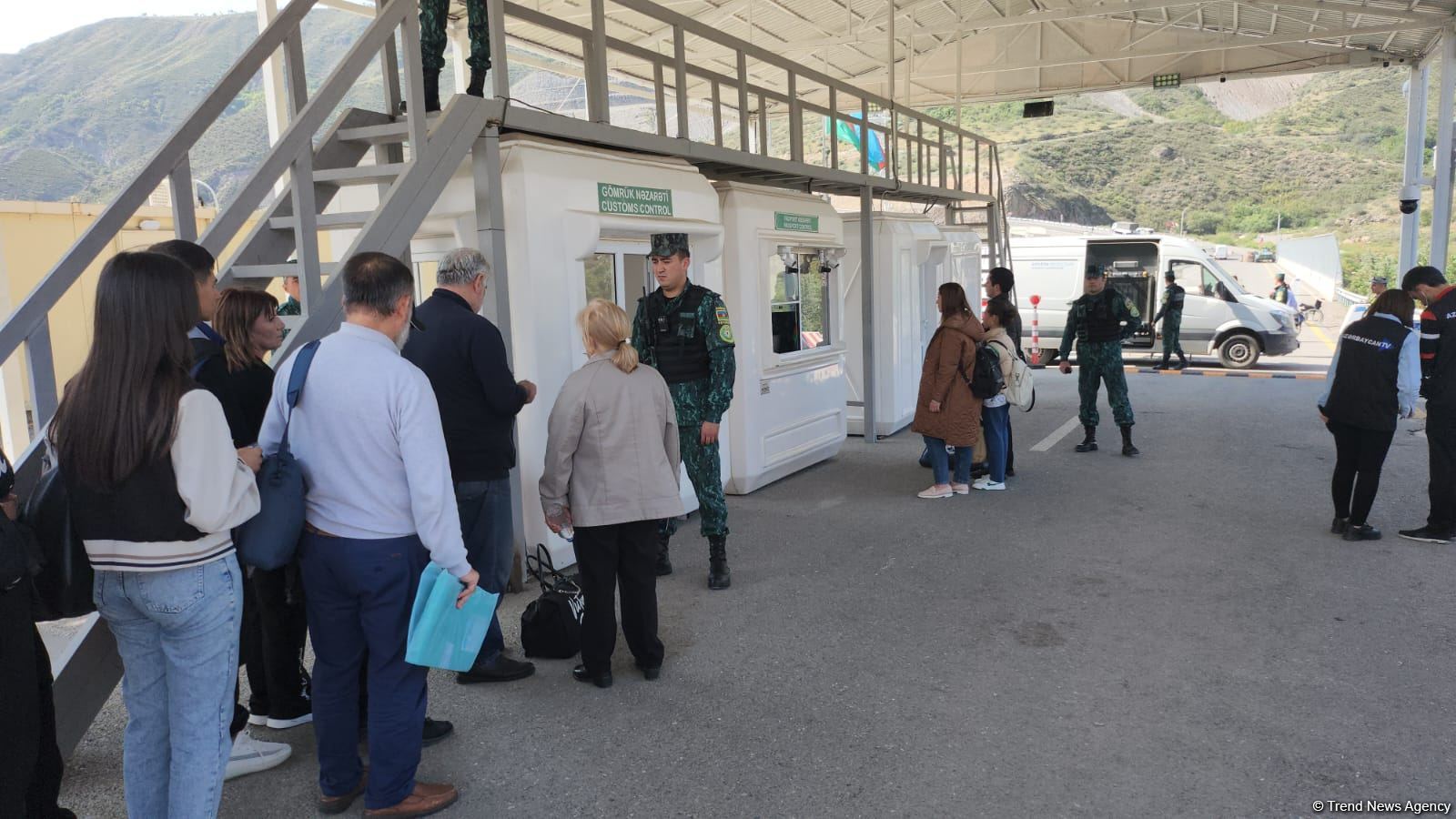 Еще 79 человек армянского происхождения покинули Карабах (ФОТО)