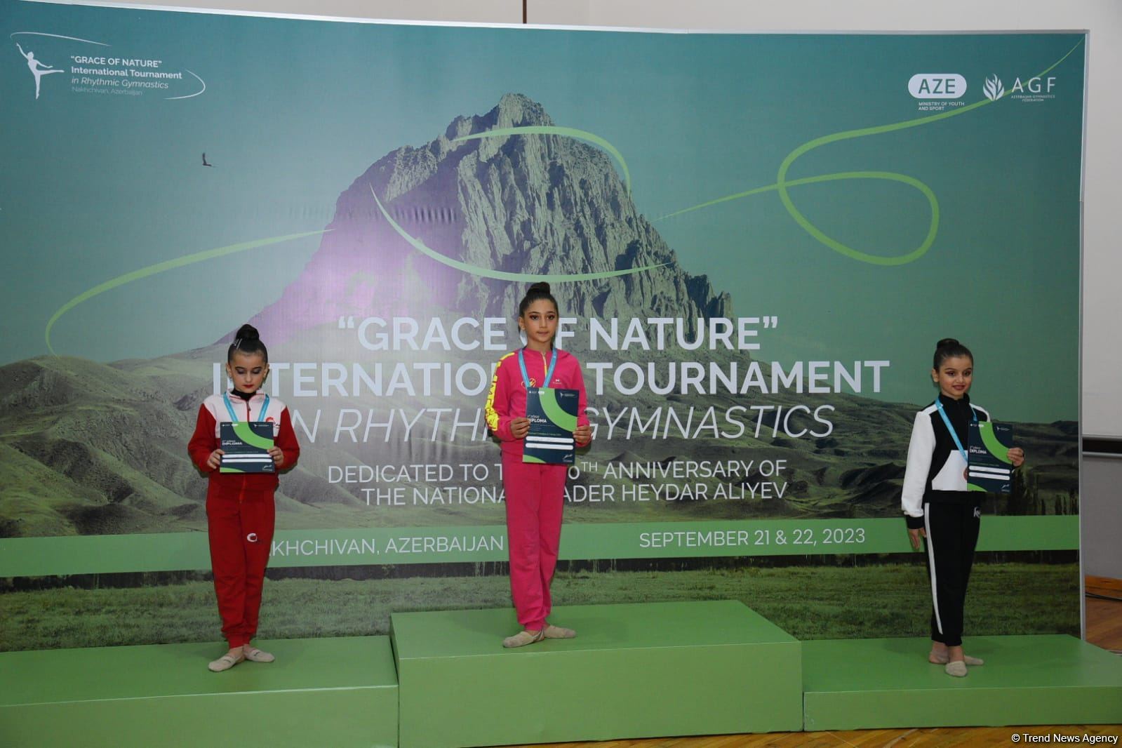 Первый день Международного турнира по художественной гимнастике "Grace of Nature" - соревновательный дух и заветные медали (ФОТО)