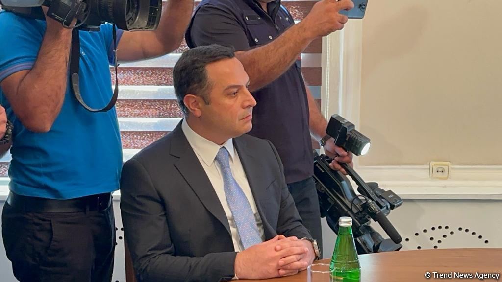 Первые кадры со встречи в Евлахе (ФОТО/ВИДЕО)