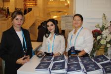 Азербайджанская делегация приняла участие в "Каспийском медиафоруме" и посетила школу имени Гейдара Алиева в Астрахани (ФОТО)