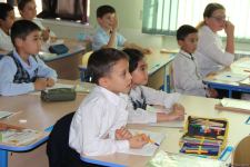 Азербайджанская делегация приняла участие в "Каспийском медиафоруме" и посетила школу имени Гейдара Алиева в Астрахани (ФОТО)