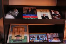 Азербайджанская делегация приняла участие в "Каспийском медиафоруме" и посетила школу имени Гейдара Алиева в Астрахани (ФОТО)