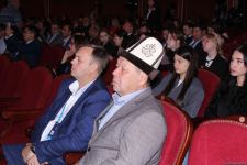 Азербайджанская делегация приняла участие в "Каспийском медиафоруме" и посетила школу имени Гейдара Алиева в Астрахани (ФОТО)