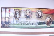 Азербайджанская делегация приняла участие в "Каспийском медиафоруме" и посетила школу имени Гейдара Алиева в Астрахани (ФОТО)