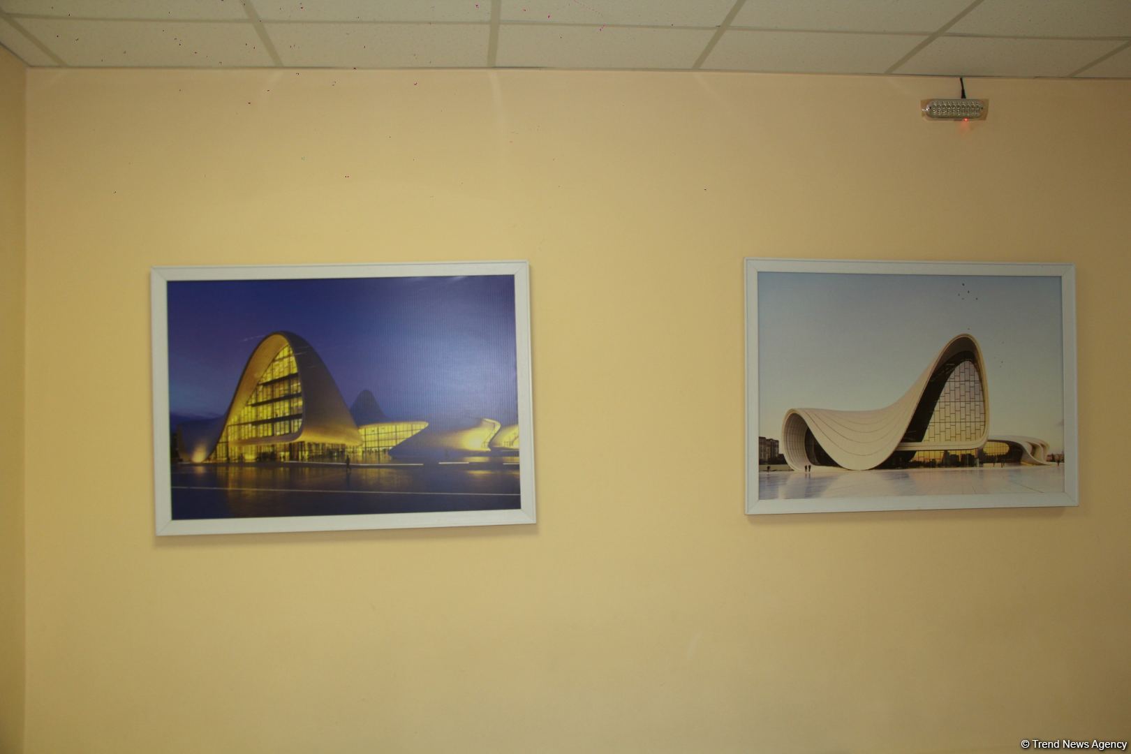 Азербайджанская делегация приняла участие в "Каспийском медиафоруме" и посетила школу имени Гейдара Алиева в Астрахани (ФОТО)