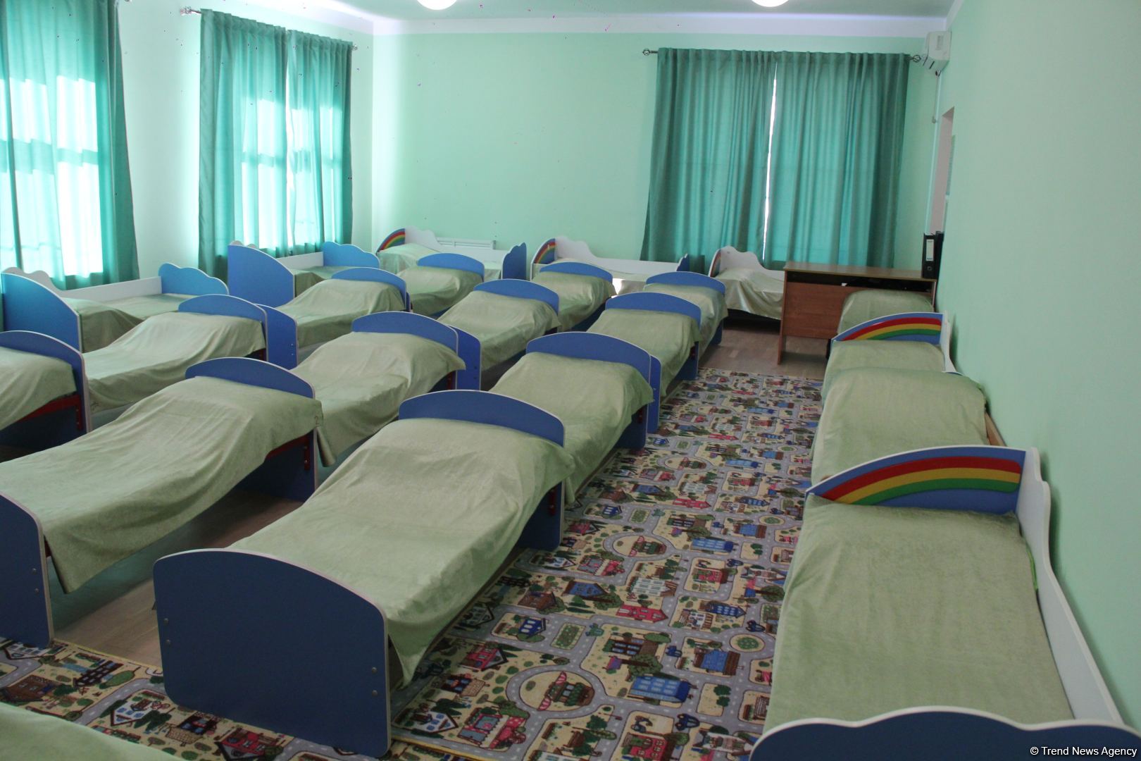 Азербайджанская делегация приняла участие в "Каспийском медиафоруме" и посетила школу имени Гейдара Алиева в Астрахани (ФОТО)