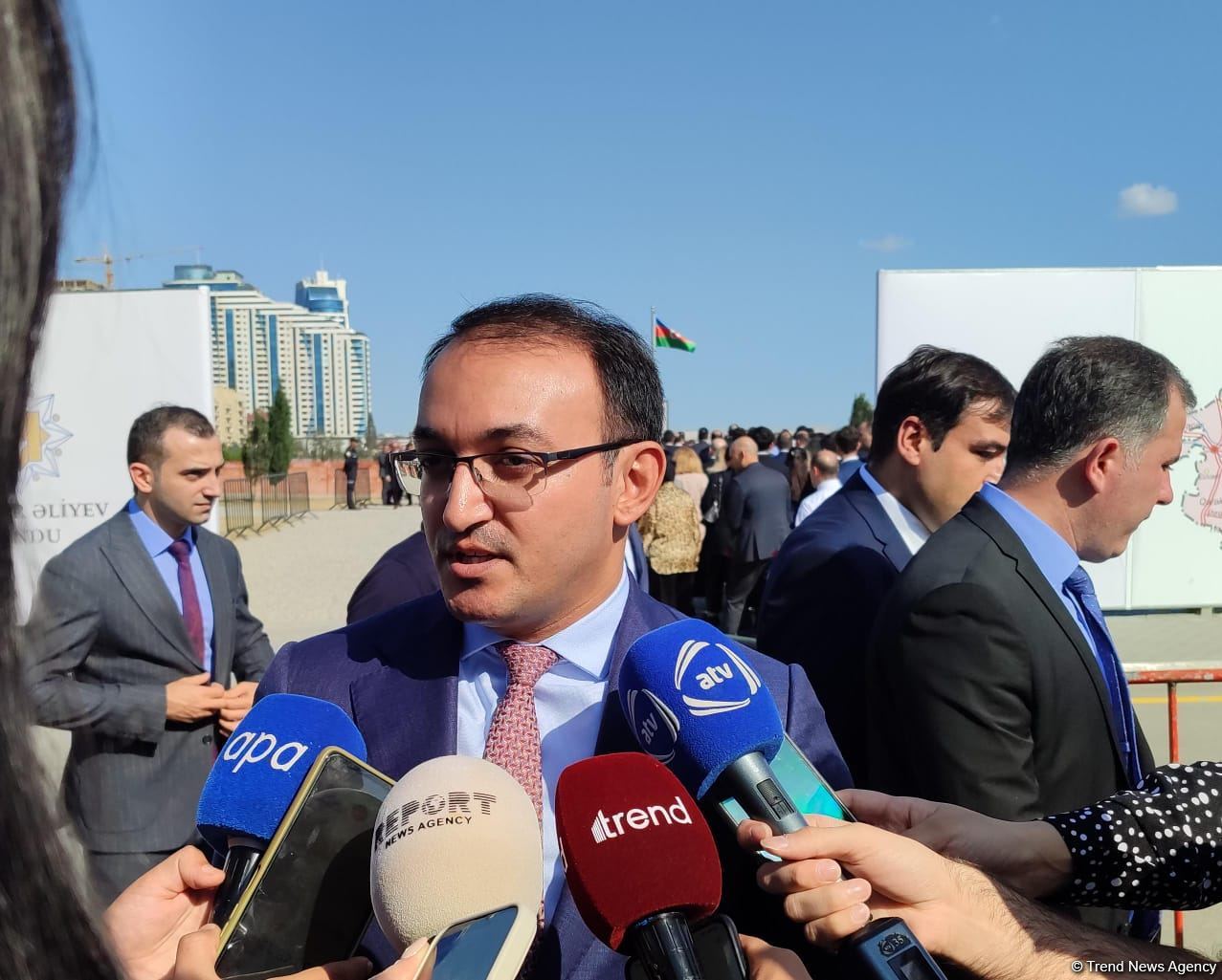 Армяне, желающие жить в соответствии с законодательством Азербайджана, будут считаться его гражданами - Ульви Мехтиев