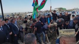 Останки пропавшего без вести 30 лет назад в Физули азербайджанского военнослужащего доставили в Сальян (ФОТО/ВИДЕО)