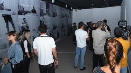 YARAT представил выставочный проект "MONO" – одиночество и диалог с нейросетью (ФОТО)