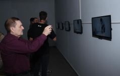 YARAT представил выставочный проект "MONO" – одиночество и диалог с нейросетью (ФОТО)