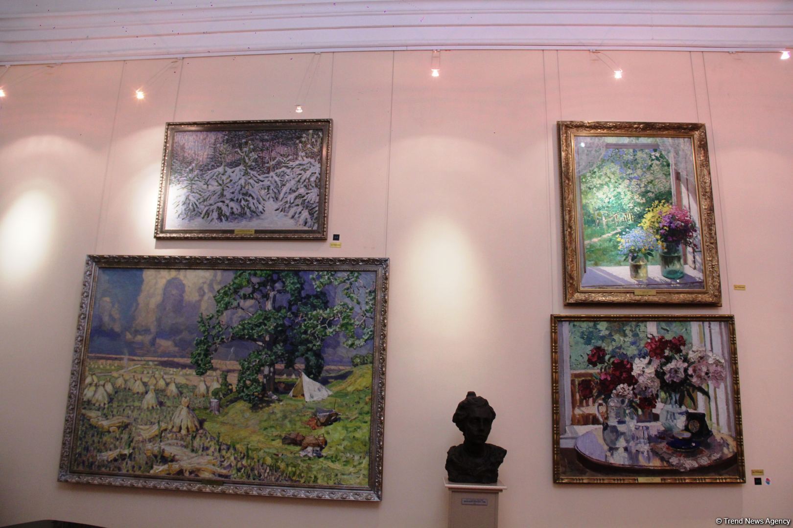 Астрахань глазами азербайджанца – рыбный рай, золото кочевников, доисторические животные, уникальный Кремль и картины  (ФОТО)