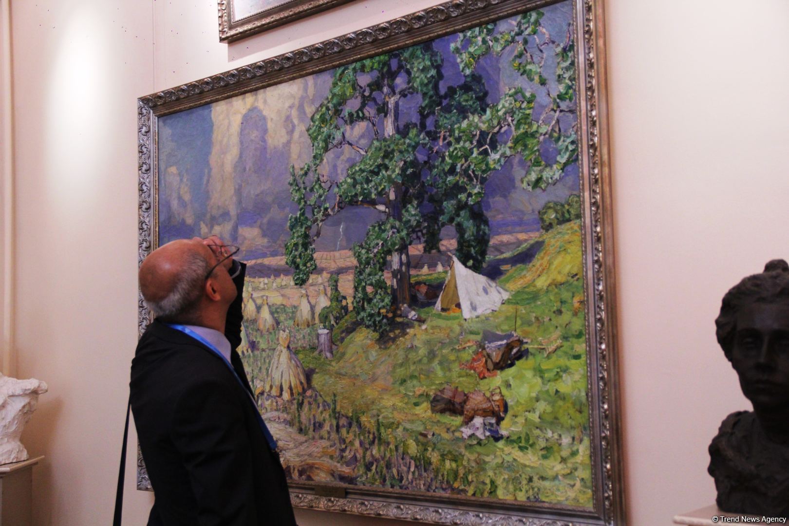 Астрахань глазами азербайджанца – рыбный рай, золото кочевников, доисторические животные, уникальный Кремль и картины  (ФОТО)