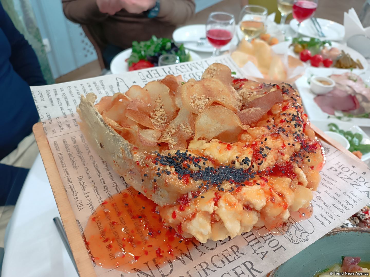 Астрахань глазами азербайджанца – рыбный рай, золото кочевников, доисторические животные, уникальный Кремль и картины  (ФОТО)