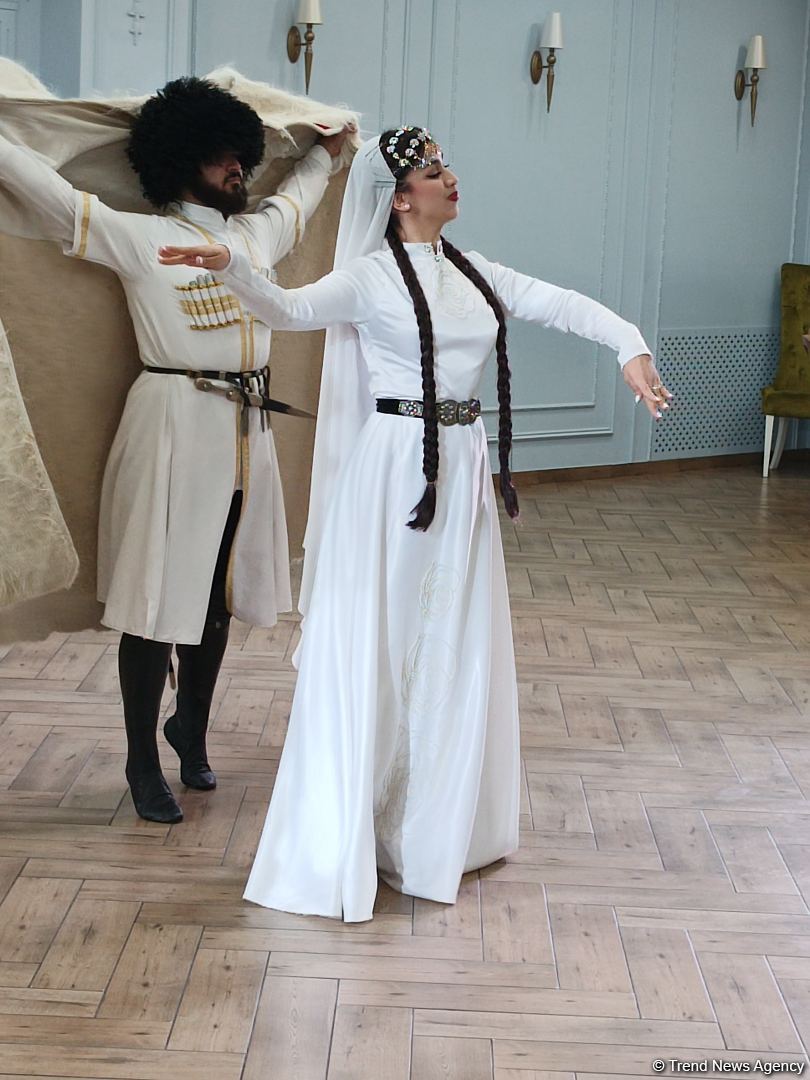 Астрахань глазами азербайджанца – рыбный рай, золото кочевников, доисторические животные, уникальный Кремль и картины  (ФОТО)