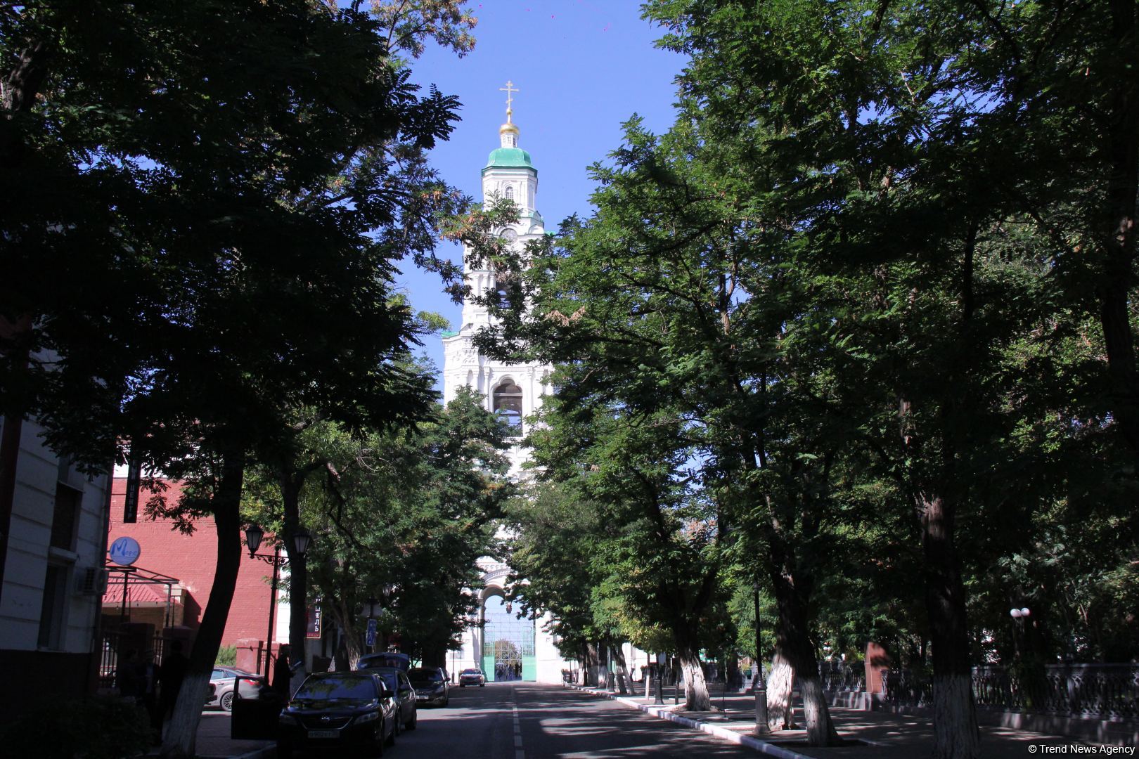 Астрахань глазами азербайджанца – рыбный рай, золото кочевников, доисторические животные, уникальный Кремль и картины  (ФОТО)