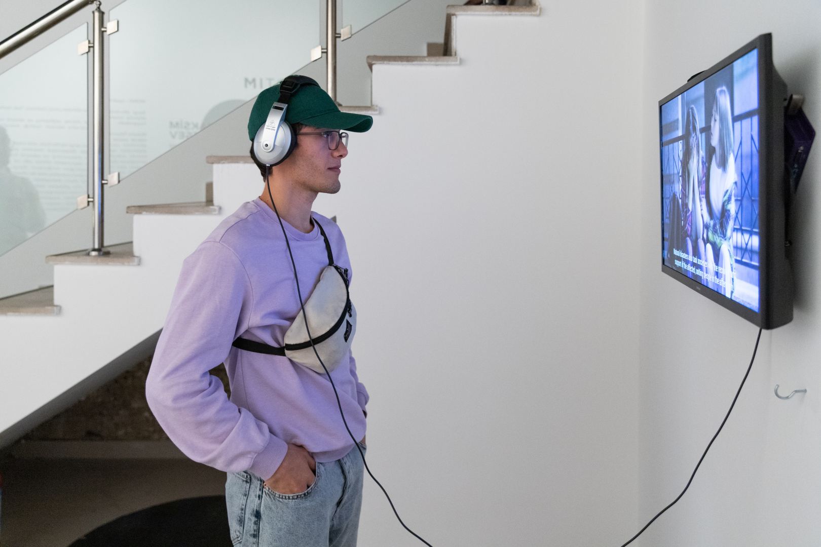 YARAT представил выставочный проект "MONO" – одиночество и диалог с нейросетью (ФОТО)