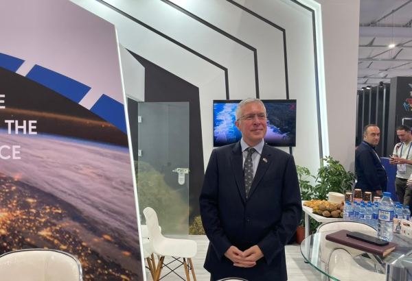 Участники Международного конгресса астронавтики в Баку восхищены уровнем организации мероприятия - Фергус Олд