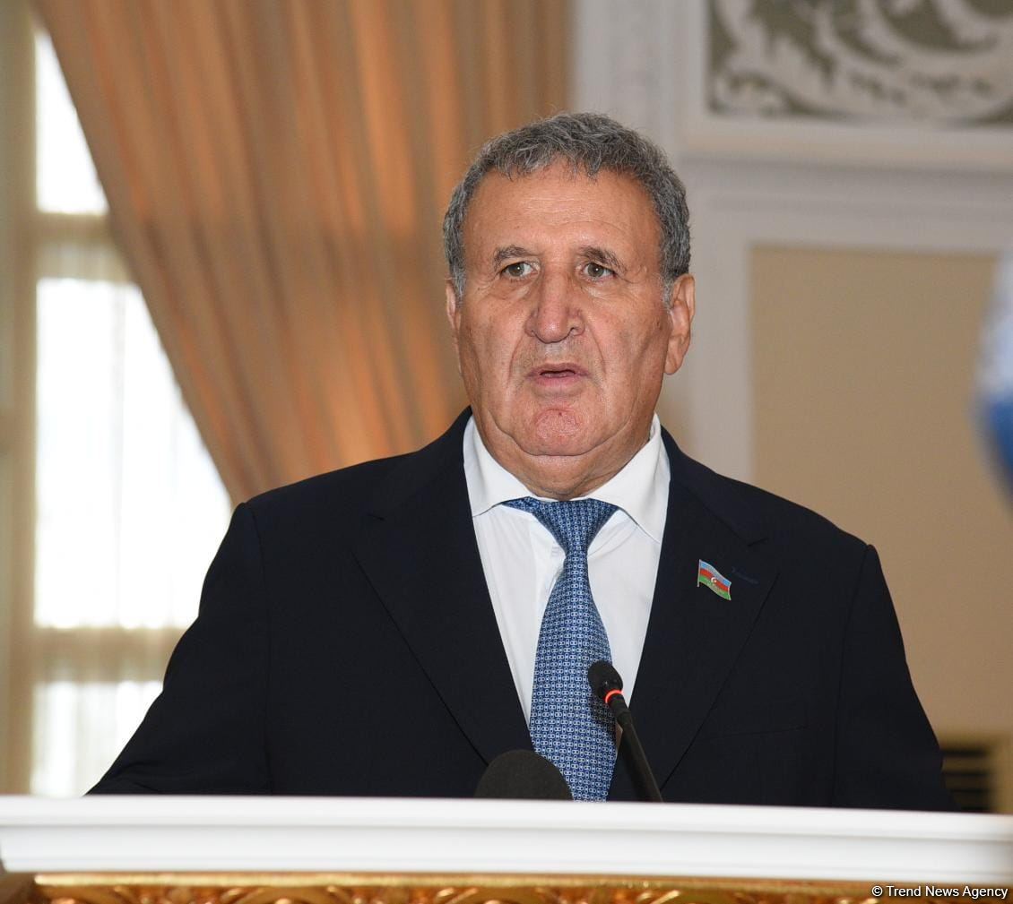 Проходит церемония прощания с Хошбахтом Юсифзаде (ФОТО)