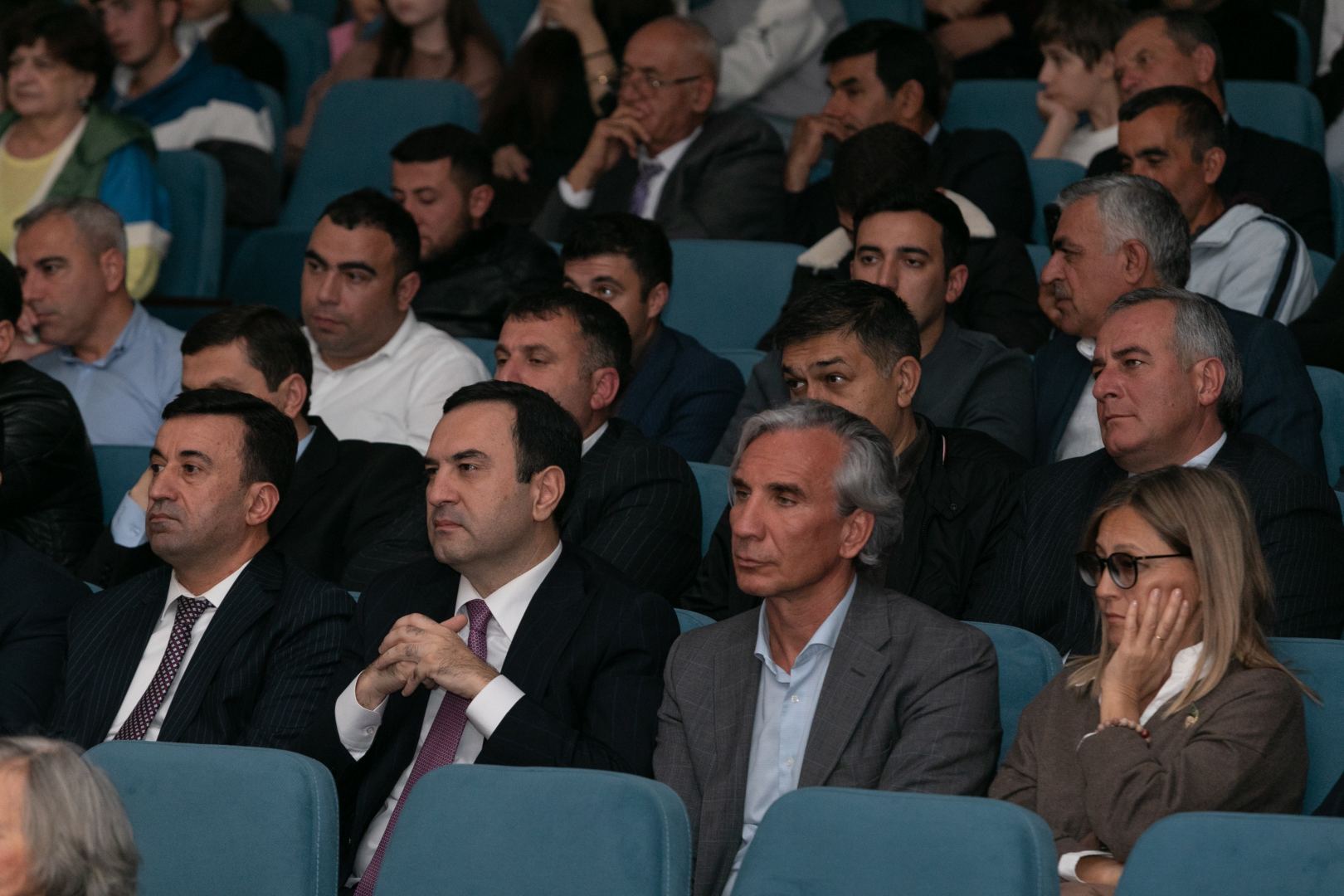 В селе Ивановка Исмаилинского района прошел праздничный вечер (ФОТО)