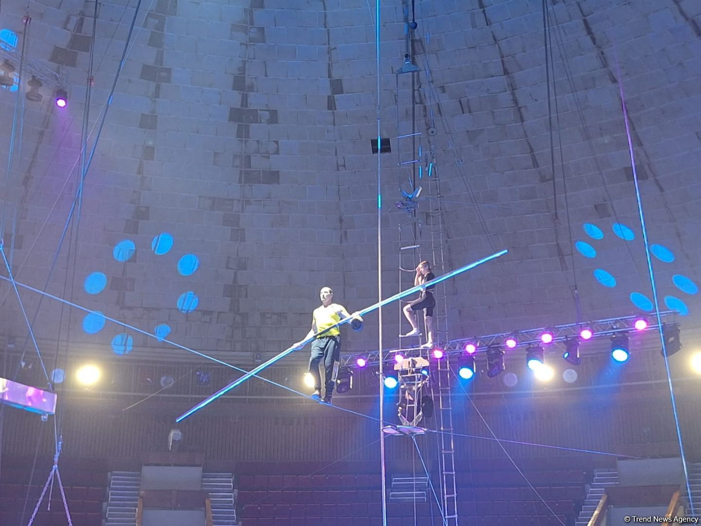 В Бакинском цирке проходят последние репетиции уникальной программы - виртуозность исполнения сложнейших трюков (ФОТО/ВИДЕО)
