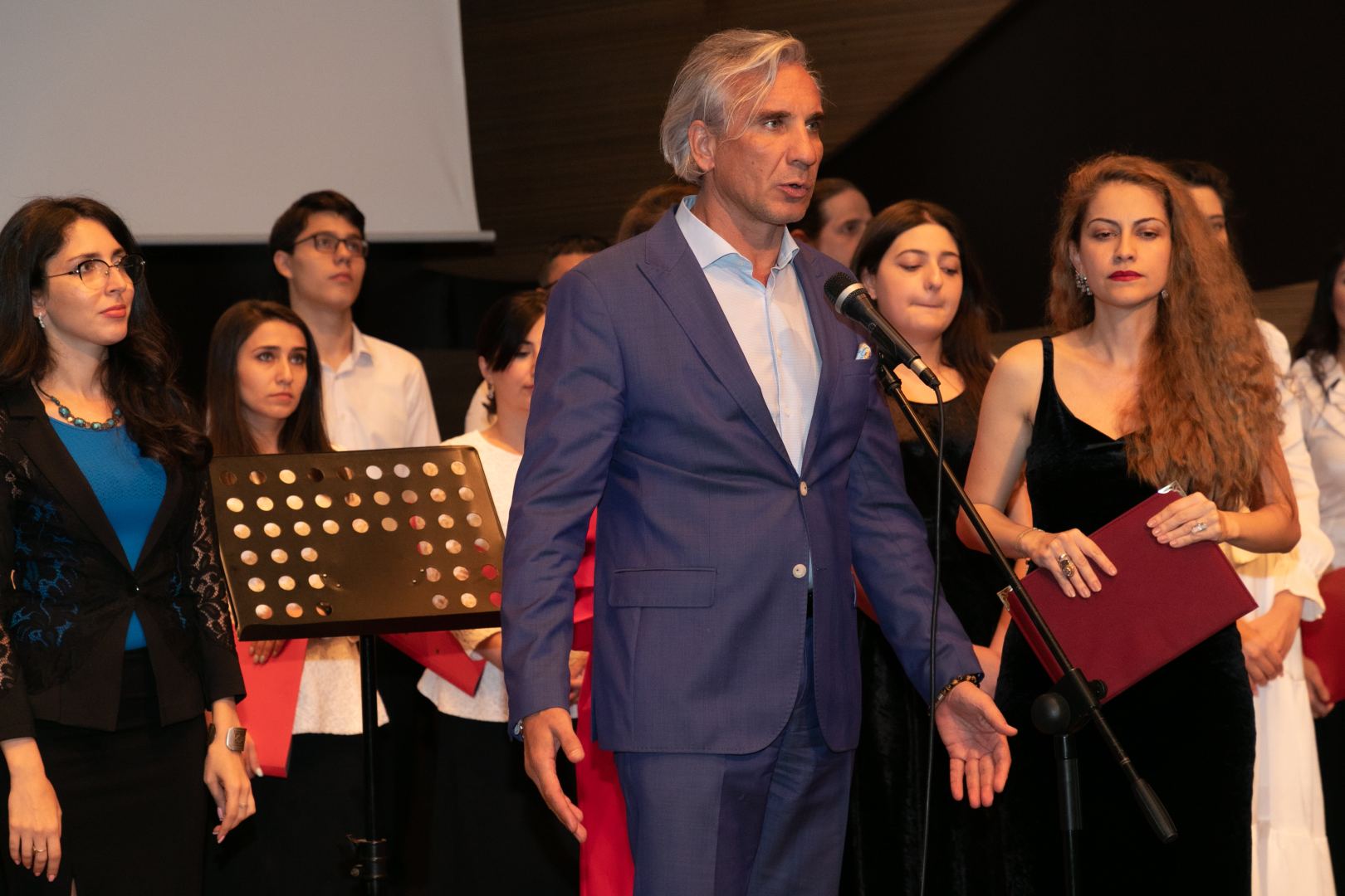 В Баку состоялся торжественный концерт, посвящённый 100-летию Расула Гамзатова (ФОТО)