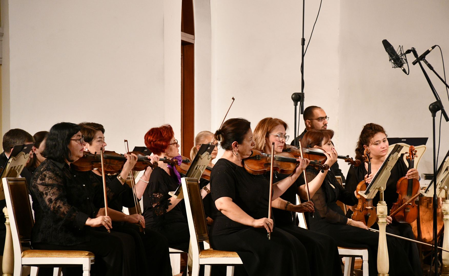 "Мировое концертное турне" в Баку: проникновенная музыка и восторг публики (ФОТО)