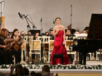 "Мировое концертное турне" в Баку: проникновенная музыка и восторг публики (ФОТО)