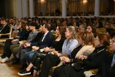 "Мировое концертное турне" в Баку: проникновенная музыка и восторг публики (ФОТО)