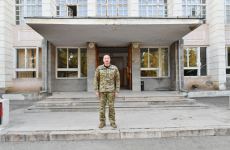 Президент Ильхам Алиев поднял Государственный флаг Азербайджана в городе Ходжавенд (ФОТО/ВИДЕО)