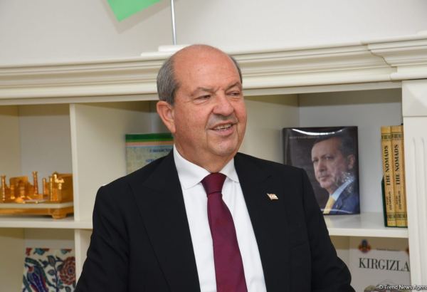 Эрсин Татар посетит с визитом Азербайджан