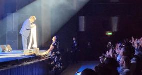 Потрясающий юбилей Томаса Андерса в Баку – хиты Modern Talking, море цветов и оваций (ВИДЕО, ФОТО)