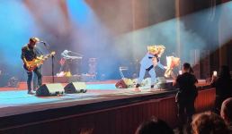 Потрясающий юбилей Томаса Андерса в Баку – хиты Modern Talking, море цветов и оваций (ВИДЕО, ФОТО)