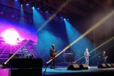 Потрясающий юбилей Томаса Андерса в Баку – хиты Modern Talking, море цветов и оваций (ВИДЕО, ФОТО)