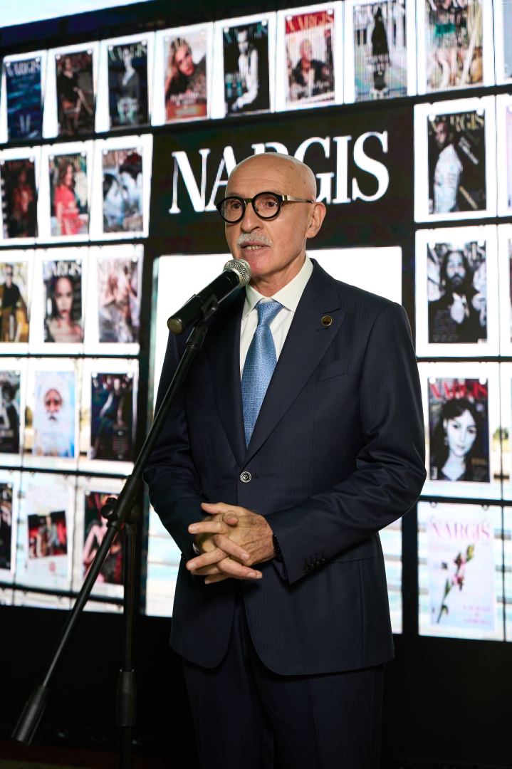 Издательский дом NARGIS представил новую выставку "Go Green" – удивительные инсталляции, созданные из отходов (ФОТО)