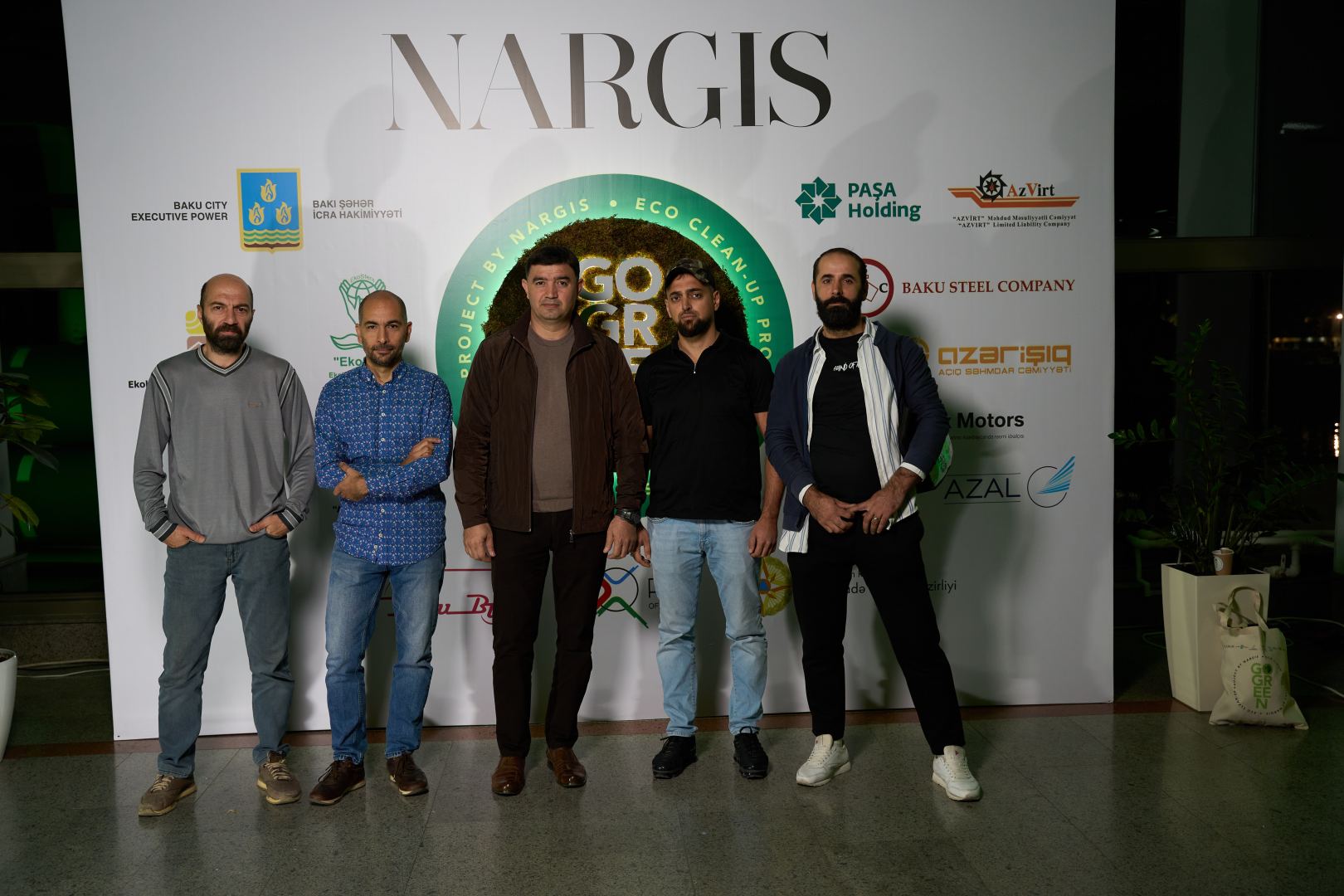 Издательский дом NARGIS представил новую выставку "Go Green" – удивительные инсталляции, созданные из отходов (ФОТО)