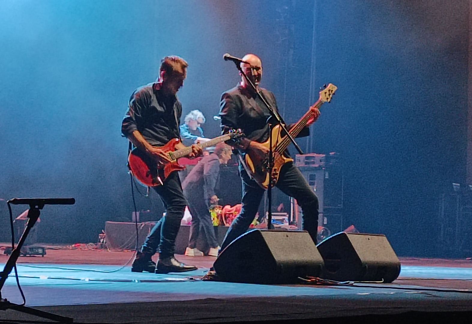 Потрясающий юбилей Томаса Андерса в Баку – хиты Modern Talking, море цветов и оваций (ВИДЕО, ФОТО)