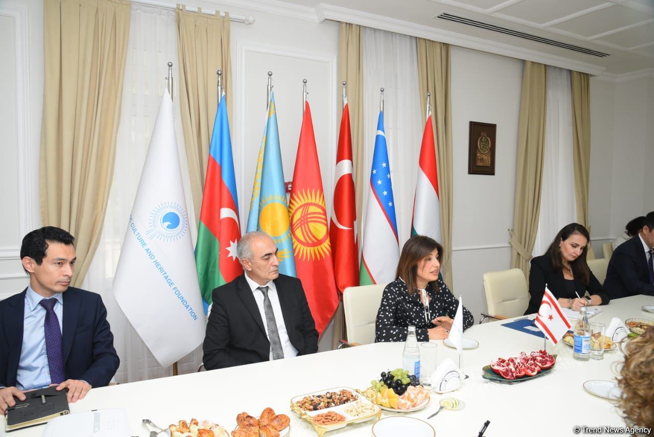 Эрсин Татар посетил Международный фонд тюркской культуры и наследия (ФОТО)