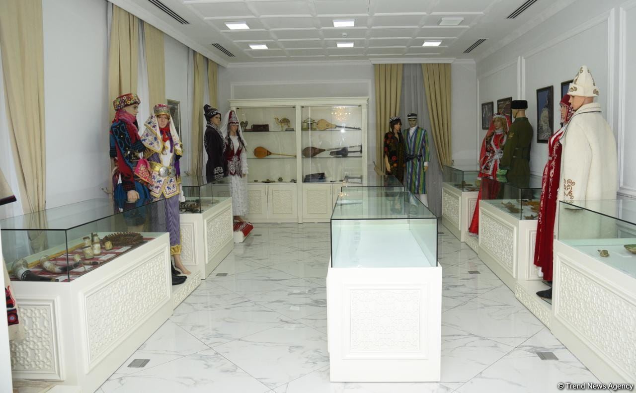 Эрсин Татар посетил Международный фонд тюркской культуры и наследия (ФОТО)